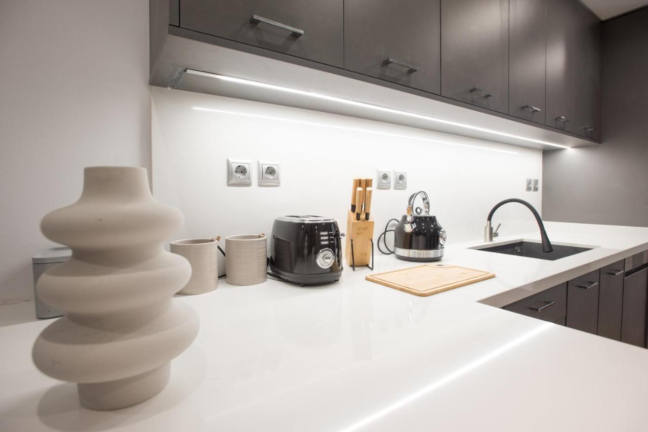 Modern Knossos Apartment Mastambás エクステリア 写真